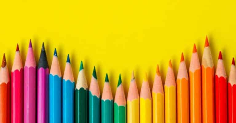 best coloured pencils for artists featured image