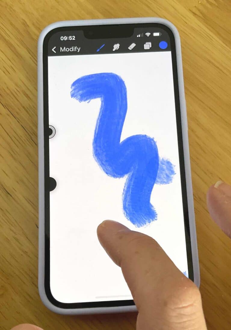 Procreate vs Procreate Pocket: Which is right for you? - Artsydee ...