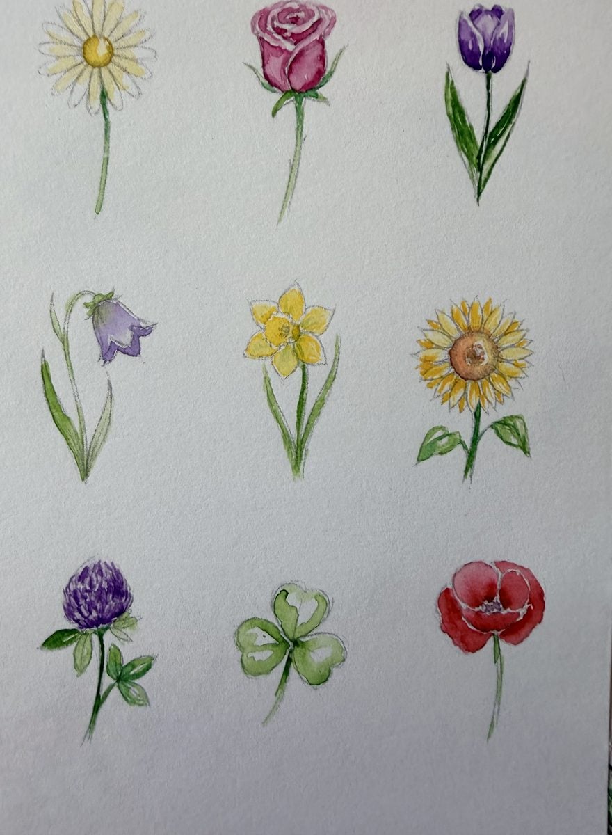 Watercolour mini flowers sampler painted by Dee of Artsydee